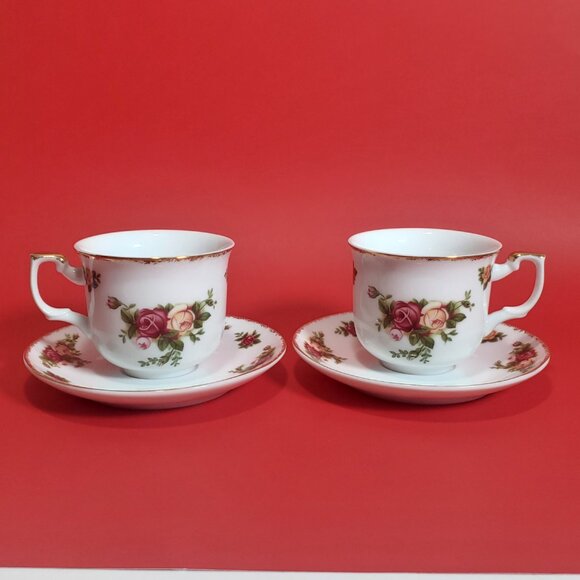 Royal Albert Small Teapot with 2 Cups & Saucers Gift Set – 2006 - Picture 7 of 15